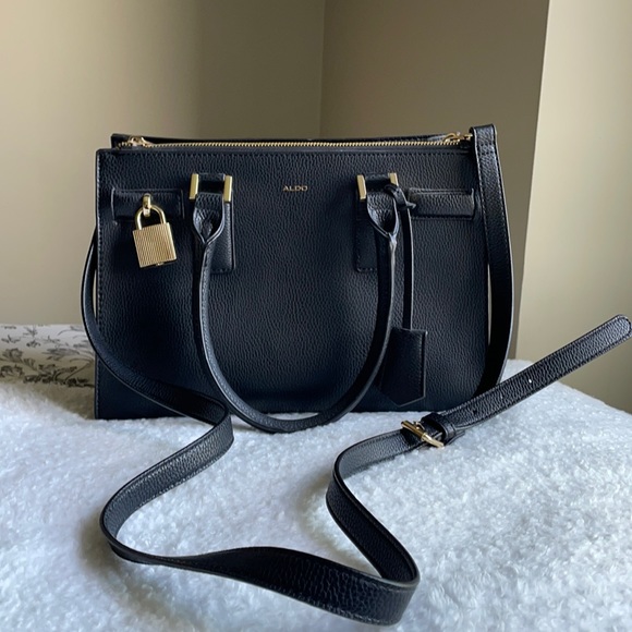 Black Aldo Medium sized purse - Picture 1 of 4